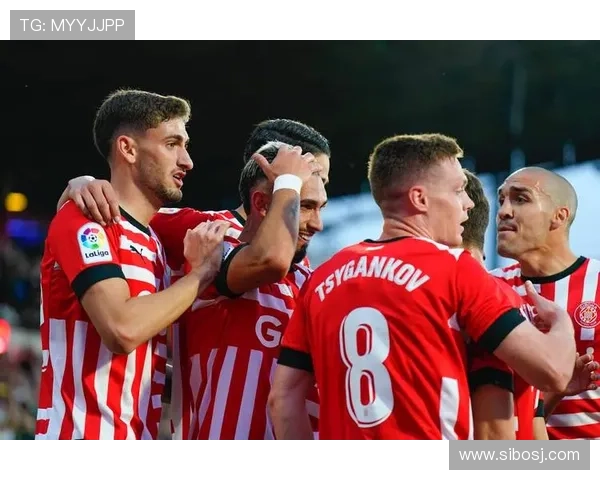 37岁342天,斯图亚尼成欧冠改制后首秀年龄第二大的外场球员